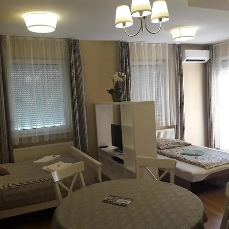 Apartament Orchidea Eger